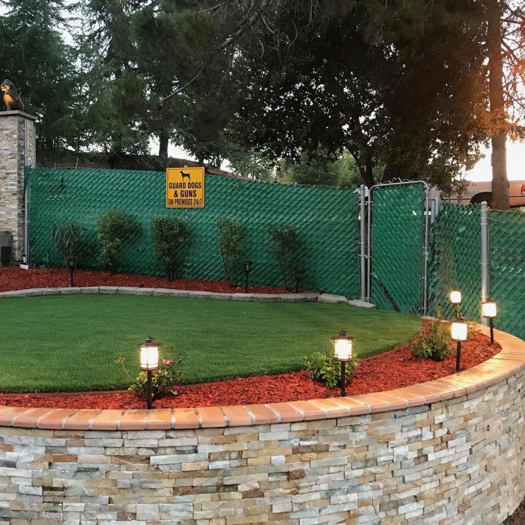 Residential front yard with our artificial turf!